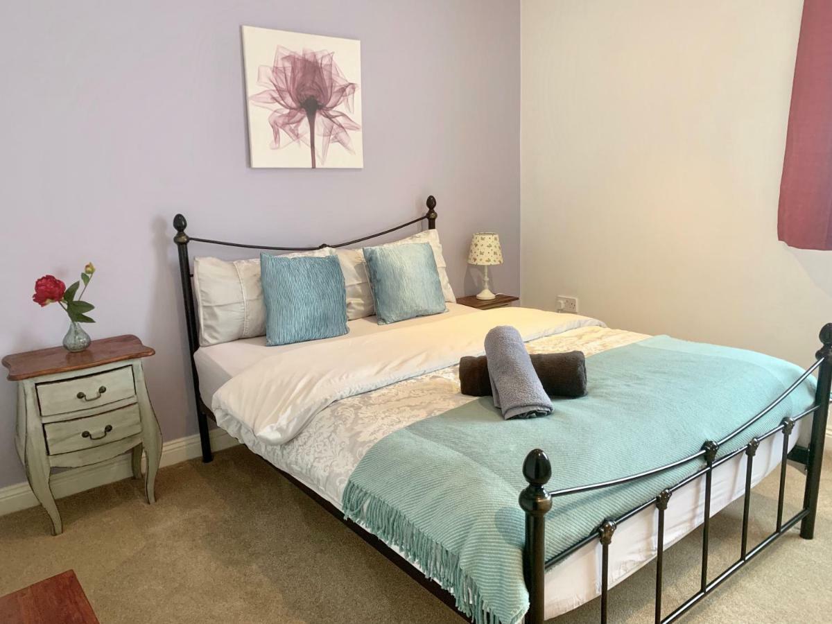 Lahnstein Court Apartment Кетъринг Екстериор снимка