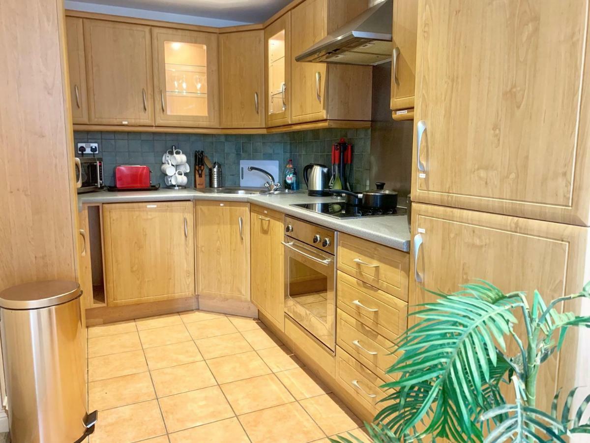 Lahnstein Court Apartment Кетъринг Екстериор снимка