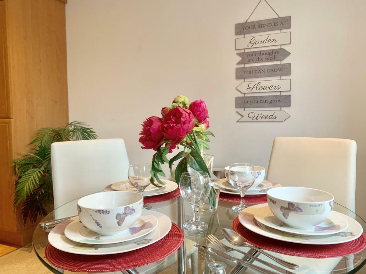 Lahnstein Court Apartment Кетъринг Екстериор снимка